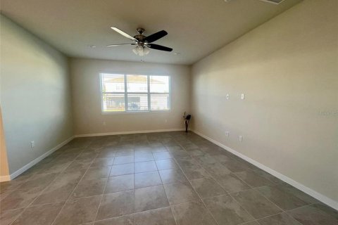 House in Orlando, Florida 4 bedrooms, 171.31 sq.m. № 2395623 - photo 8