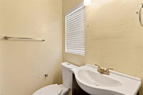 Villa ou maison à vendre à Orlando, Floride: 4 chambres, 142.33 m2 № 2334023 - photo 26