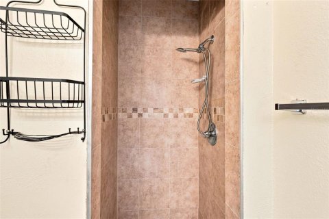 Villa ou maison à vendre à Orlando, Floride: 4 chambres, 142.33 m2 № 2334023 - photo 27