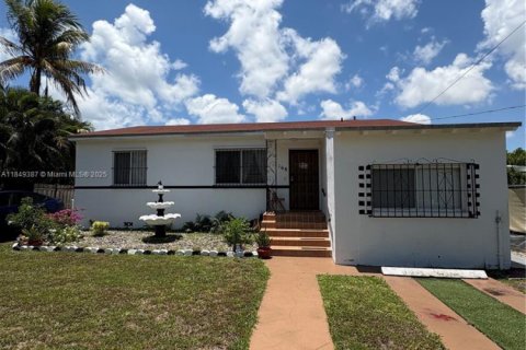 Casa en venta en Miami, Florida, 2 dormitorios, 116.41 m2 № 1936731 - foto 2