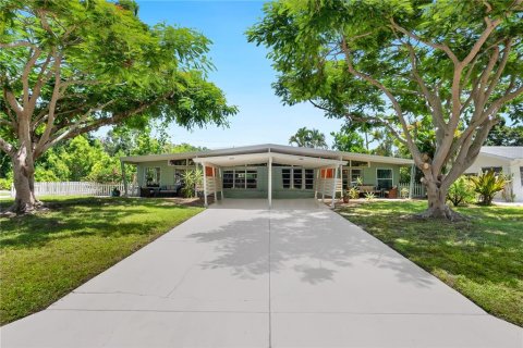 Appartement à Sarasota, Floride 2 chambres, 113.71 m2 № 2305151
