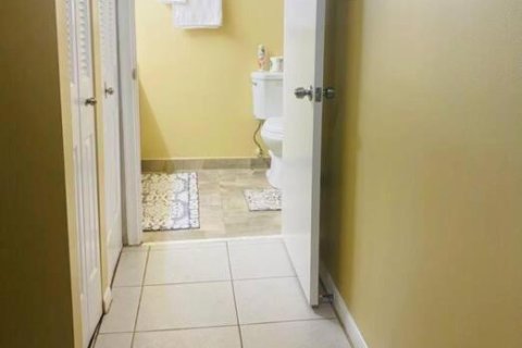 Copropriété à louer à West Palm Beach, Floride: 1 chambre, 72 m2 № 2262512 - photo 3