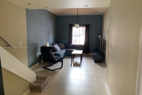 Condo in Dania Beach, Florida, 3 bedrooms  № 1921950 - photo 5