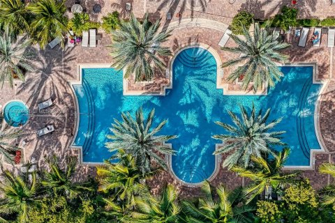 Condo in Sunny Isles Beach, Florida, 1 bedroom  № 2003402 - photo 25