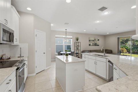 Casa en venta en Riverview, Florida, 4 dormitorios, 275.27 m2 № 2432782 - foto 10