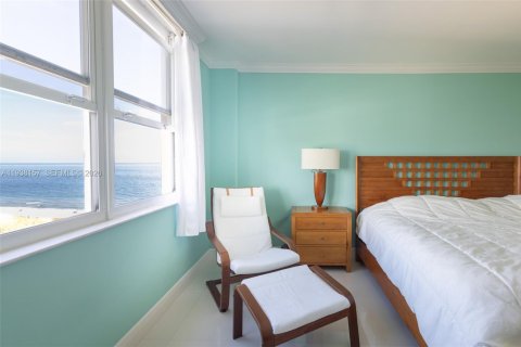 Condo in Lauderdale-by-the-Sea, Florida, 2 bedrooms  № 2003730 - photo 22