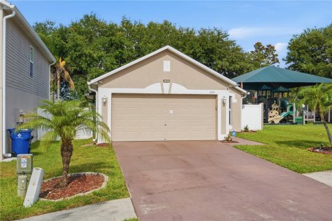 Villa ou maison à vendre à Land O' Lakes, Floride: 3 chambres, 107.58 m2 № 2147888 - photo 2