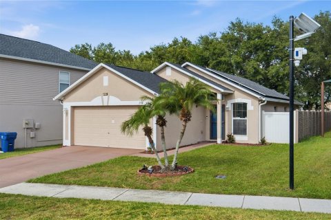Villa ou maison à vendre à Land O' Lakes, Floride: 3 chambres, 107.58 m2 № 2147888 - photo 3