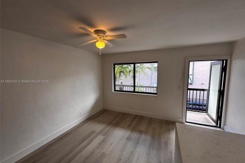 Apartment in Coral Gables, Florida 1 bedroom № 1952676 - photo 8