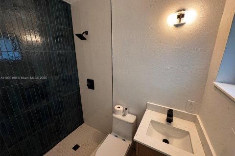 Apartment in Coral Gables, Florida 1 bedroom № 1952676 - photo 9