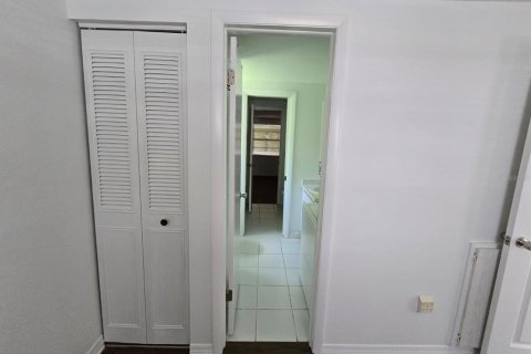 Villa ou maison à vendre à Dunedin, Floride: 2 chambres, 63.27 m2 № 1902874 - photo 18