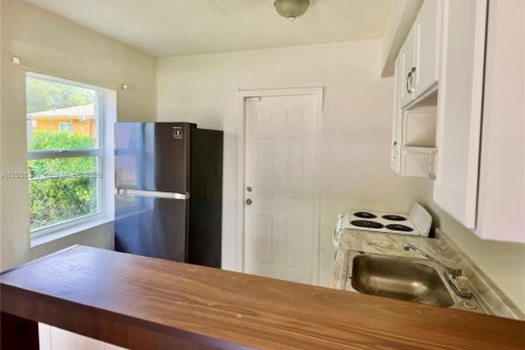 Appartement à louer à Miami, Floride: 2 chambres № 2276104 - photo 24