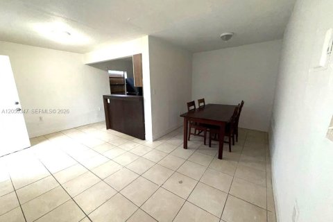 Appartement à louer à Miami, Floride: 2 chambres № 2276104 - photo 6