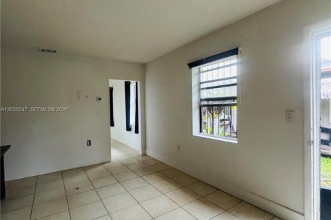 Appartement à louer à Miami, Floride: 2 chambres № 2276104 - photo 7