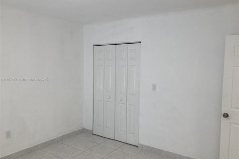 Apartment in Miami Beach, Florida 2 bedrooms, 257.06 sq.m. № 1896784 - photo 10