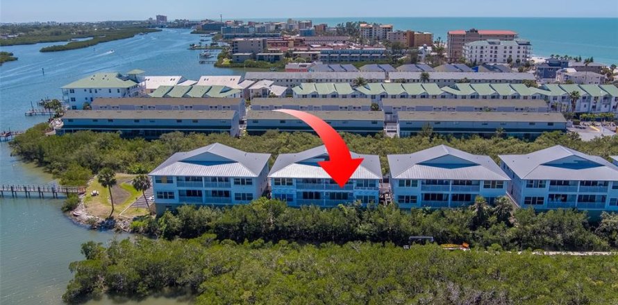 Condo à Indian Shores, Floride, 2 chambres № 1733726