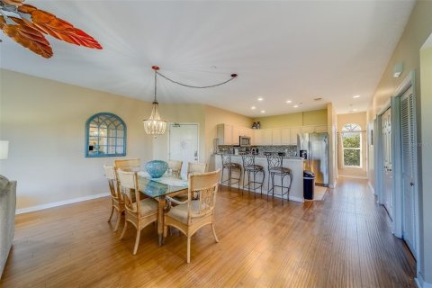Copropriété à vendre à Indian Shores, Floride: 2 chambres, 129.13 m2 № 1733726 - photo 2