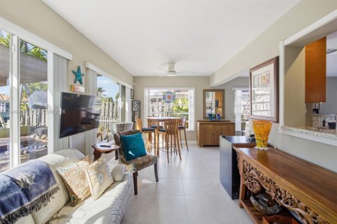 Villa ou maison à vendre à Wilton Manors, Floride: 3 chambres, 144 m2 № 2005843 - photo 14