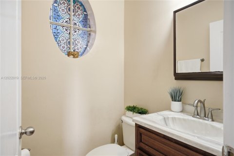 House in Miramar, Florida 3 bedrooms, 166.76 sq.m. № 2086504 - photo 23