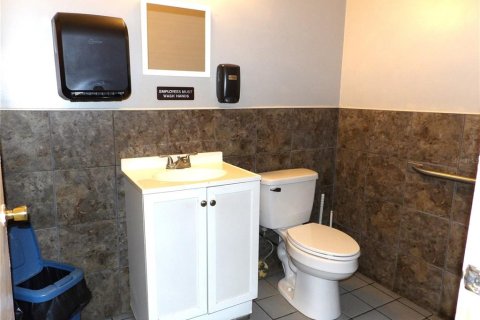 Propiedad comercial en venta en Inverness, Florida, 100.71 m2 № 1573027 - foto 15