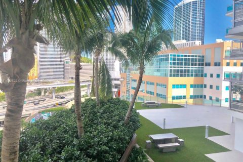 Condominio en alquiler en Miami, Florida, 1 dormitorio, 71.35 m2 № 1946372 - foto 26