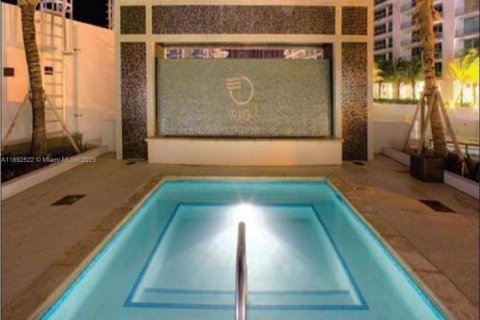 Condominio en alquiler en Miami, Florida, 1 dormitorio, 71.35 m2 № 1946372 - foto 12