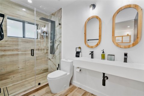 Commercial property in Miami, Florida 148.64 sq.m. № 1944094 - photo 28