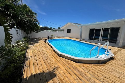 Casa en alquiler en Seminole, Florida, 3 dormitorios, 157.56 m2 № 1853499 - foto 19