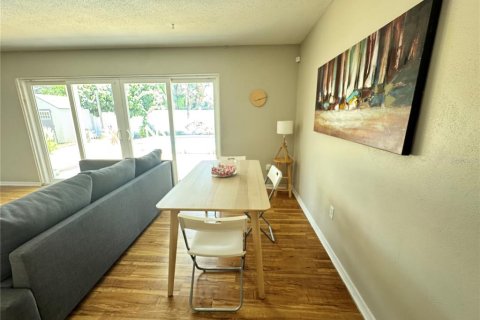 Casa en alquiler en Seminole, Florida, 3 dormitorios, 157.56 m2 № 1853499 - foto 6