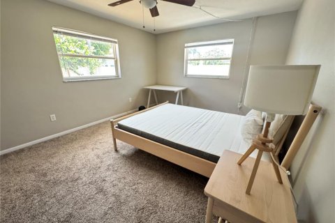 Casa en alquiler en Seminole, Florida, 3 dormitorios, 157.56 m2 № 1853499 - foto 11