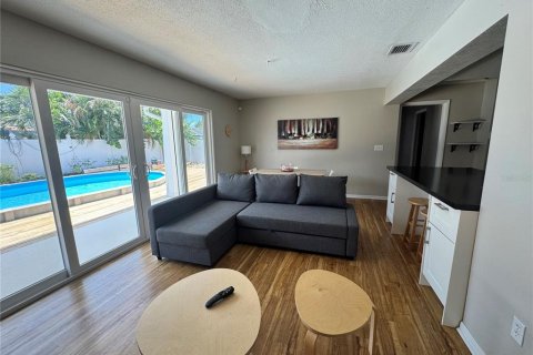 Casa en alquiler en Seminole, Florida, 3 dormitorios, 157.56 m2 № 1853499 - foto 7