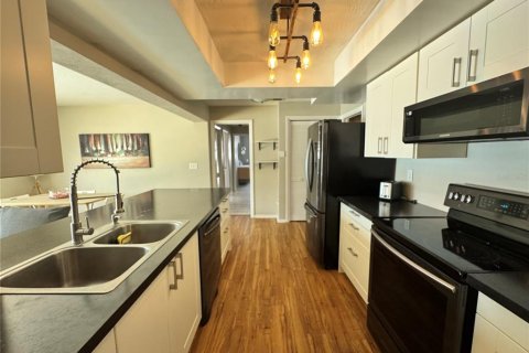 Casa en alquiler en Seminole, Florida, 3 dormitorios, 157.56 m2 № 1853499 - foto 3