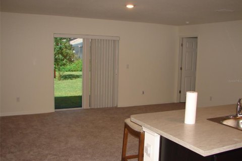 Casa en alquiler en Palm Coast, Florida, 4 dormitorios, 167.78 m2 № 1913011 - foto 5