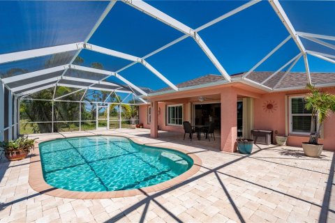 Casa en venta en Cape Coral, Florida, 3 dormitorios, 135.82 m2 № 1741226 - foto 3