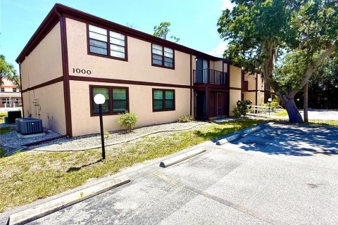 Condo in Port Charlotte, Florida, 2 bedrooms № 2127247