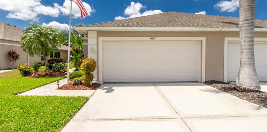 House in North Port, Florida 3 bedrooms, 138.24 sq.m. № 1723333