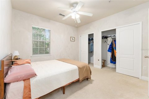 Condo in Gainesville, Florida, 2 bedrooms № 2145531 - photo 18