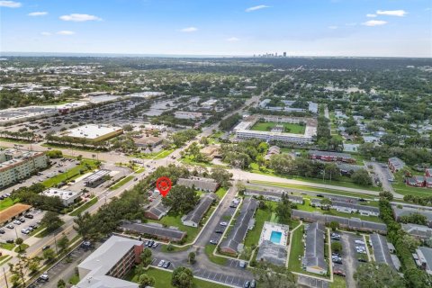 Condo in Saint Petersburg, Florida, 2 bedrooms № 1918394 - photo 3