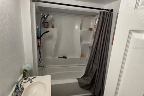 Casa en venta en Tampa, Florida, 1 dormitorio, 136.57 m2 № 2108917 - foto 20