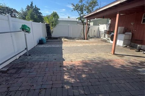 Casa en venta en Tampa, Florida, 1 dormitorio, 136.57 m2 № 2108917 - foto 25