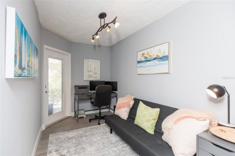 House in Palm Coast, Florida 3 bedrooms, 204.38 sq.m. № 1670081 - photo 25