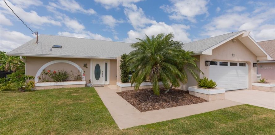 House in Palm Coast, Florida 3 bedrooms, 204.38 sq.m. № 1670081