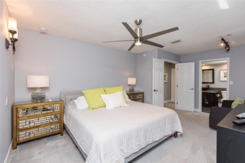 House in Palm Coast, Florida 3 bedrooms, 204.38 sq.m. № 1670081 - photo 26