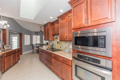 House in Palm Coast, Florida 3 bedrooms, 204.38 sq.m. № 1670081 - photo 17