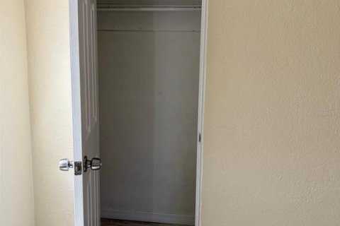 Casa en alquiler en Saint Petersburg, Florida, 3 dormitorios, 114.64 m2 № 1913073 - foto 14