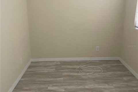 Casa en alquiler en Saint Petersburg, Florida, 3 dormitorios, 114.64 m2 № 1913073 - foto 20