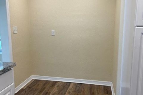 Casa en alquiler en Saint Petersburg, Florida, 3 dormitorios, 114.64 m2 № 1913073 - foto 8