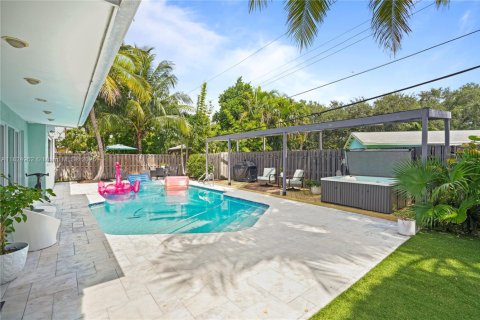 House in Hollywood, Florida 3 bedrooms, 148.46 sq.m. № 1845858 - photo 26