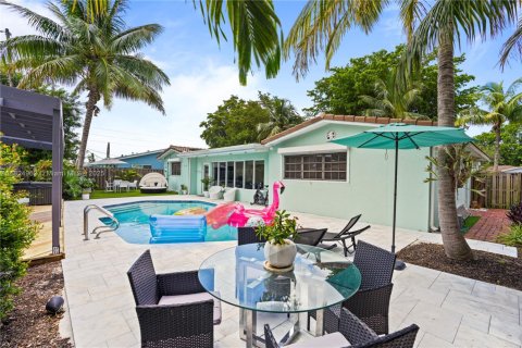 House in Hollywood, Florida 3 bedrooms, 148.46 sq.m. № 1845858 - photo 25