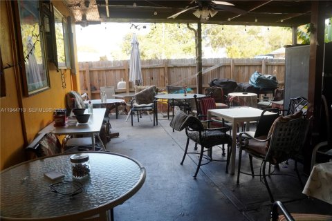 Immobilier commercial à louer à Miami Gardens, Floride: 1 chambre, 219.44 m2 № 2001356 - photo 20